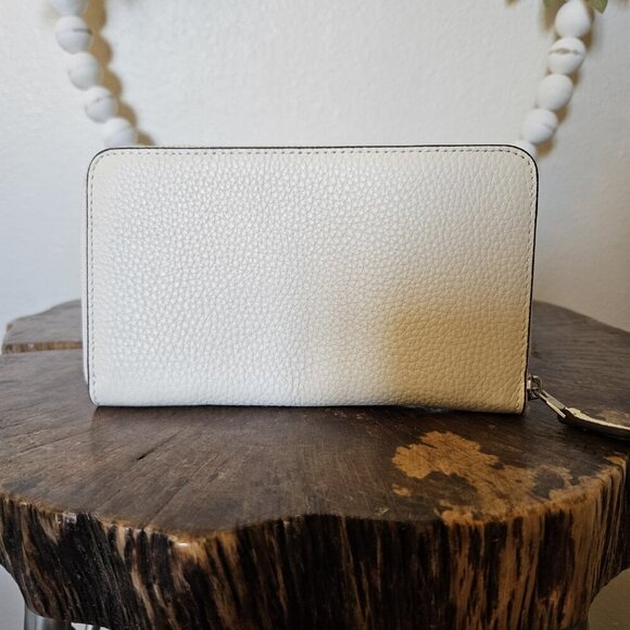 Disney Coach Dumbo Zip Wallet Ivory X Leather Accordion Long Wallet Logo Print - Picture 15 of 16